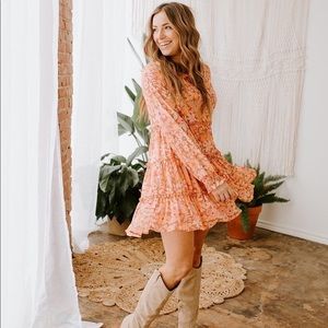 Flowy boutique dress - Size Large